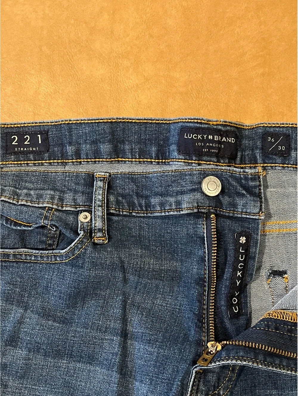 Lucky Brand 221 Straight Jeans (Men’s 36x30)